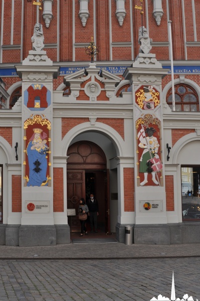 Porte de la Maison des Têtes Noires