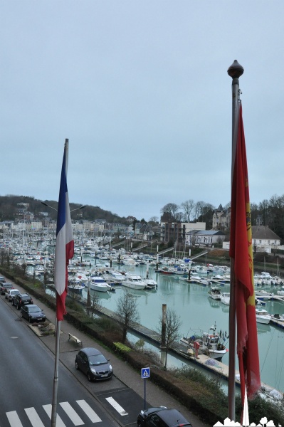 Saint-Valery-en-Caux - Le port  vue  de l'hôtel